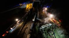Přednostovi stanice hrozí za tragickou srážku vlaků v Řecku doživotí