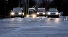 Projíždí kolem vašeho domu neustále auta? Pozor na to!