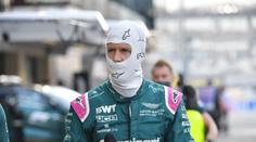 Vettel řádil po okruhu na skútru, dostal za to směšnou pokutu