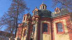 Stát letos prodal majetek za 1,65 miliardy korun. Nejdražší byl zámek Kunratice