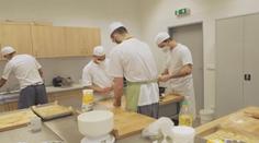 Advent za mřížemi: Odsouzenci pletli vánočky a připravovali cukroví