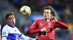 Pokuta skoro půl milionu! FAČR zaplatí za provokace fanoušků