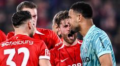 Krásný gól z přímáku a pět gólů. Freiburg v Bundeslize řádil