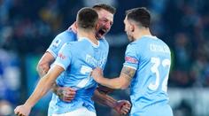 Lazio nadělilo AC Milán nečekaný debakl. Neapol vede ligu už o dvanáct bodů