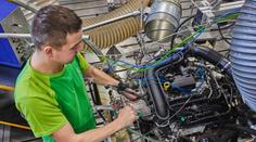 Škodovka přebírá spalovací motory pro celý Volkswagen. Bude je vyvíjet pro Audi i Cupru