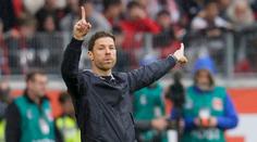 Velký přestup na obzoru. Bílý balet má prý přece jen převzít Xabi Alonso