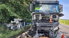 Před tunelem na D5 se srazily dva kamiony. Řidič v koloně nedával pozor