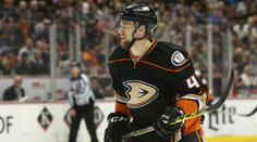 První zápas za Anaheim? Sekáč málem nenastoupil, chyběla víza