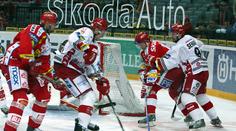 Do play off dnes vstoupí i lídři Budějovice a Slavia