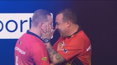 Z nepřátel jsou opět kámoši. Belgičtí šipkaři předvedli neskutečnou show