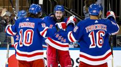 NHL odstartovala v zámoří naplno. O vítězství Rangers rozhodl Zibanejad