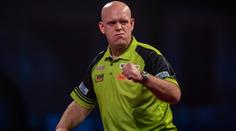 Van Gerwen je v osmifinále šipkařského MS, se Suljovičem sehrál krásný zápas