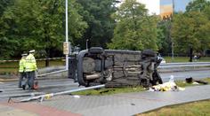 Za smrt dívky (14) na Proseku může policistka, tvrdí inspekce