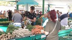 Farmářské trhy v Evropě vzkvétají. Na Slovensku lákají na kvalitu i atmosféru