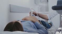 Nečekaný nález ostravských vědců. V plodové vodě našli mikroplasty