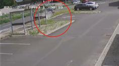Pod vlivem drog ujížděl policii. Havaroval a chtěl se schovat v řece
