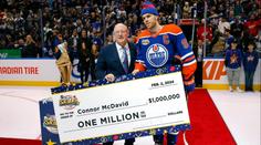 McDavid vyhrál dovednostní soutěže v NHL, Pastrňákovi se nedařilo