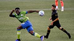 Seattle válí, tři góly nasázel i LA. Beckhamovo Miami je poslední