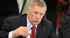 Další smrt v okolí ruského prezidenta. Zemřel šéfredaktor jeho oblíbených novin