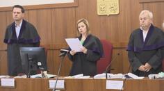 Obří podvod s řidičáky. Soud poslal komisaře i překladatele do vězení