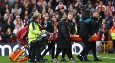 Hororové scény. Hráčka Arsenalu zkolabovala na hřišti. Oživovali ji kyslíkem