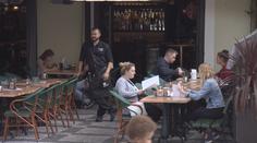 Chyběli jste, vzkazovali restauratéři. Prostřeli i pro nultého zákazníka