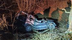 Slovenka (†19) sešrotovala auto o strom. Na místě zemřela
