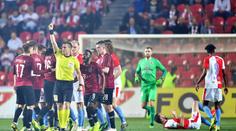 Sudí v derby chyboval, Sparta měla dostat dvě červené