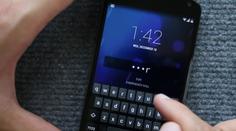 Policie se pokouší proniknout do telefonů lidí obviněných v kauze Dozimetr