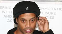 Ronaldinho na mizině!? Na účtu má prý 150 korun a nemá ani pas