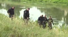 Desítky policistů pročesávaly Břeclav! Hledaly vražednou zbraň