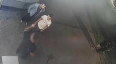 VIDEO: Před barem v Teplicích se stal závažný trestný čin. Policie hledá svědky