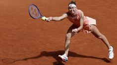 Bouzková prolétla ve Štrasburku do 2. kola, dál jde i Lehečka v Hamburku