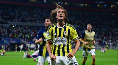 Nadávali mu do rodiny, fotbalista jim to vrátil. Po postupu Fenerbahce se strhla mela