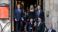 Ivanu Trumpovou pohřbili ve zlaté rakvi. Poslední sbohem přišel dát i exprezident