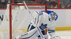 NHL příprava pokračuje: Mrázek vychytal Torontu nulu, Kubalíkova trefa nestačila