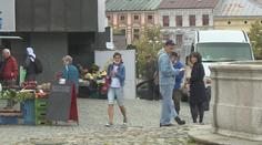 K doktorovi jen s rouškou, na pivo do půlnoci! Kraje mění opatření