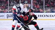 Nečas byl vyhlášen hvězdou utkání pod širým nebem. Capitals skolil třemi body