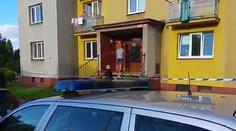 Matka tvrdila, že nebyla těhotná. V koši na prádlo u ní našli miminko!