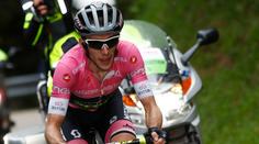 Odpověď růžového muže: Yates ujel všem, Froome už ztrácí 5 minut