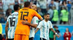 Argentina byla blízko vyřazení, nakonec ale slaví postup dál!