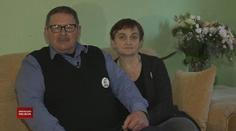 Vládní šaráda a klam: Rodiče zavražděného páru promluvili
