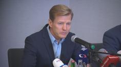 Politici, banky i dodavatelé se pustili do Písaříka. "Nechal zákazníky na holičkách"