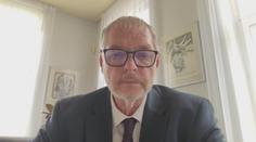 Hladina Lipna klesla natolik, že odkrývá dávno zaplavené oblasti. Situace je velmi vážná, říká odborník