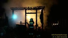 Dřevník na Plzeňsku lehl popelem. Uhořelo v něm čtyřicet křepelek