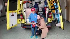 Vojta (8) s maminkou pomohli ženě ve Frýdku-Místku. Ta zkolabovala na ulici