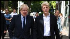 Johnsonův masakr! Do vlády dosadil zastánce brexitu i svého bratra