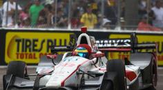 Bourdais předvedl skvělou jízdu, vyhrál po startu z posledního místa