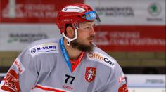 Jalonen povolal dalšího hráče. Nároďák posílí zkušený obránce. Jordán má covid
