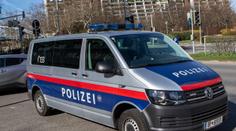 Řidič s českou značkou srazil v Rakousku policistu. Z auta plného drog utekl